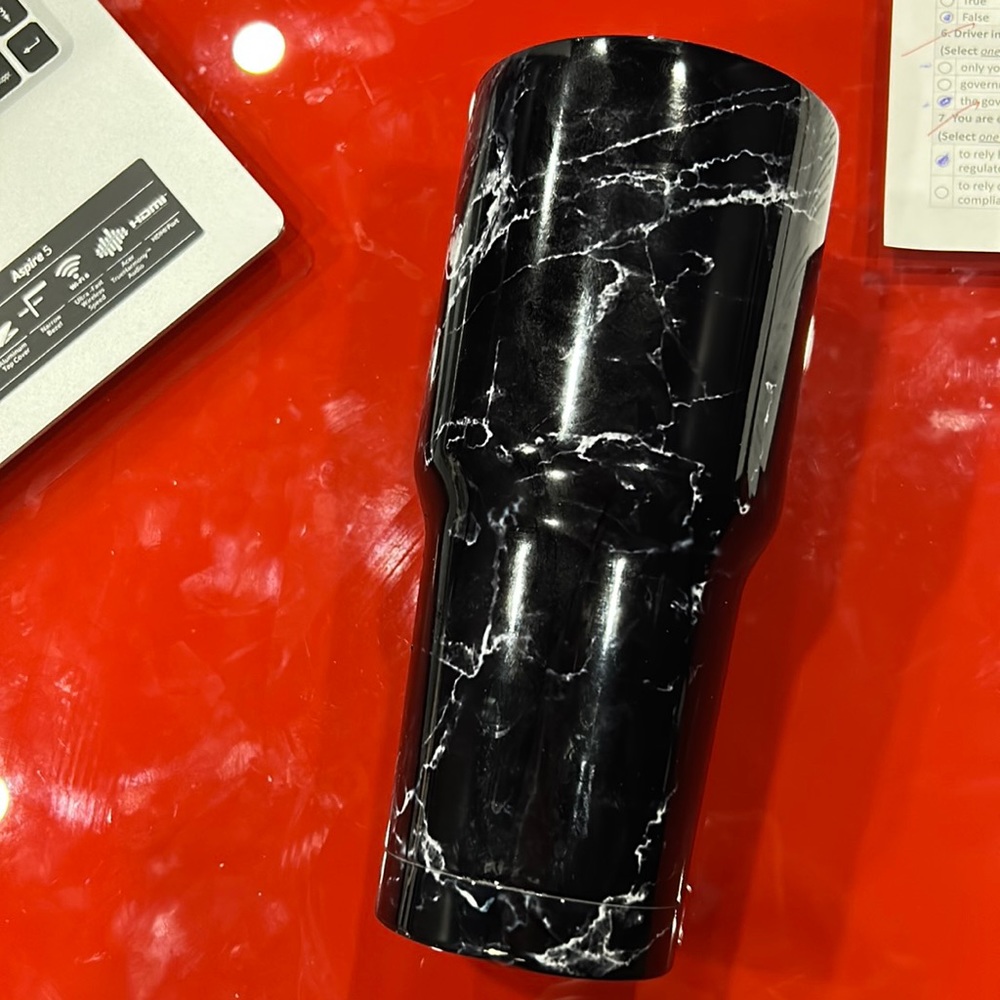 Its brand new marble black Built tumbler 30 OZ